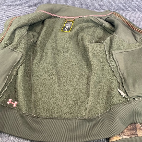 Under Armour and Realtree Women’s Camouflaged Jacket Size Medium - Picture 5 of 9